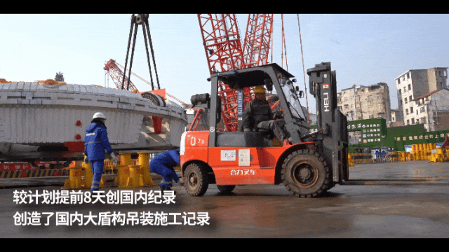 640 (1).gif